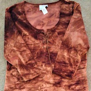 FASHION BUG LACED SCOOP FRONT  TOP